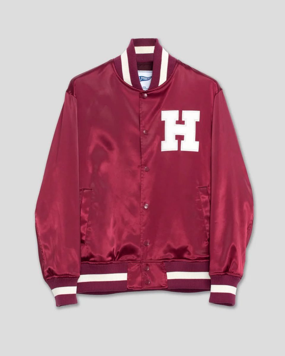 JPRESS_1902's tweet image. From all of us at J. Press, congratulations to all of this year's graduates!
Our collection of vintage-inspired collegiate products is available online now at jpressonline.com