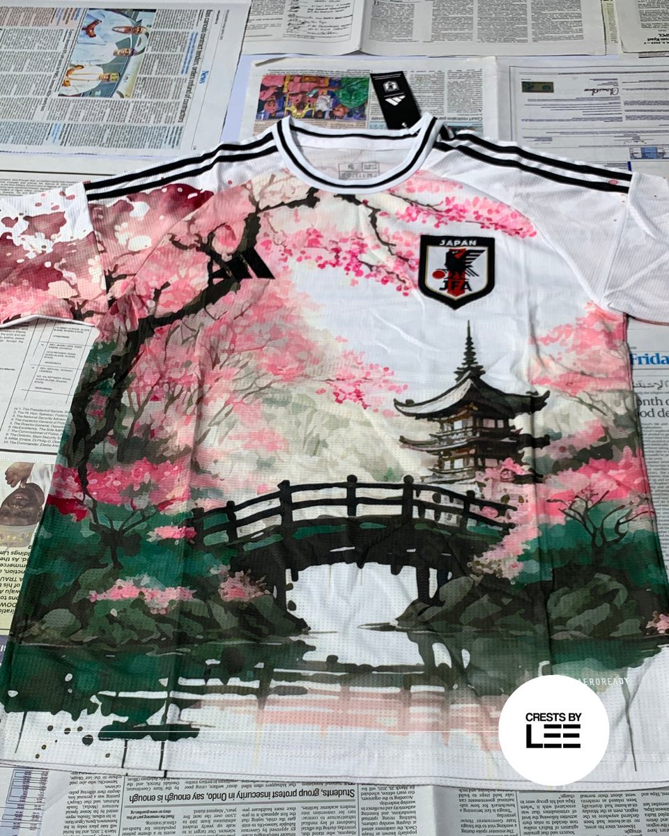 crestsbylee's tweet image. Authentic Japan Jersey: 14K
Delivery All Over Lagos: 3K
Delivery Outside Lagos: Depends on Location 
Customization: 3.5K
#seethedetailscbl #footballjerseys #retrojerseys #jerseys
