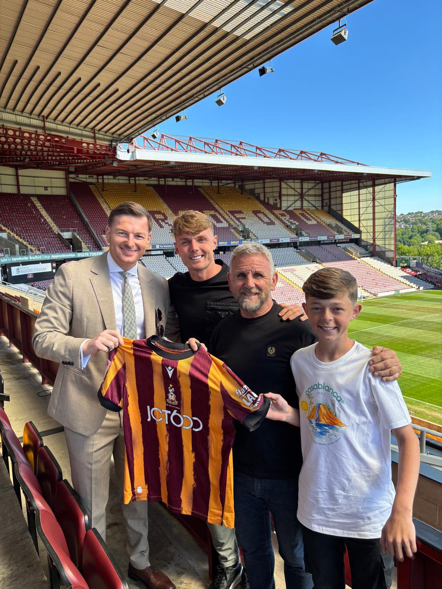 mp_1825's tweet image. Delighted with this. New home @officialbantams Can’t wait to get going ❤️