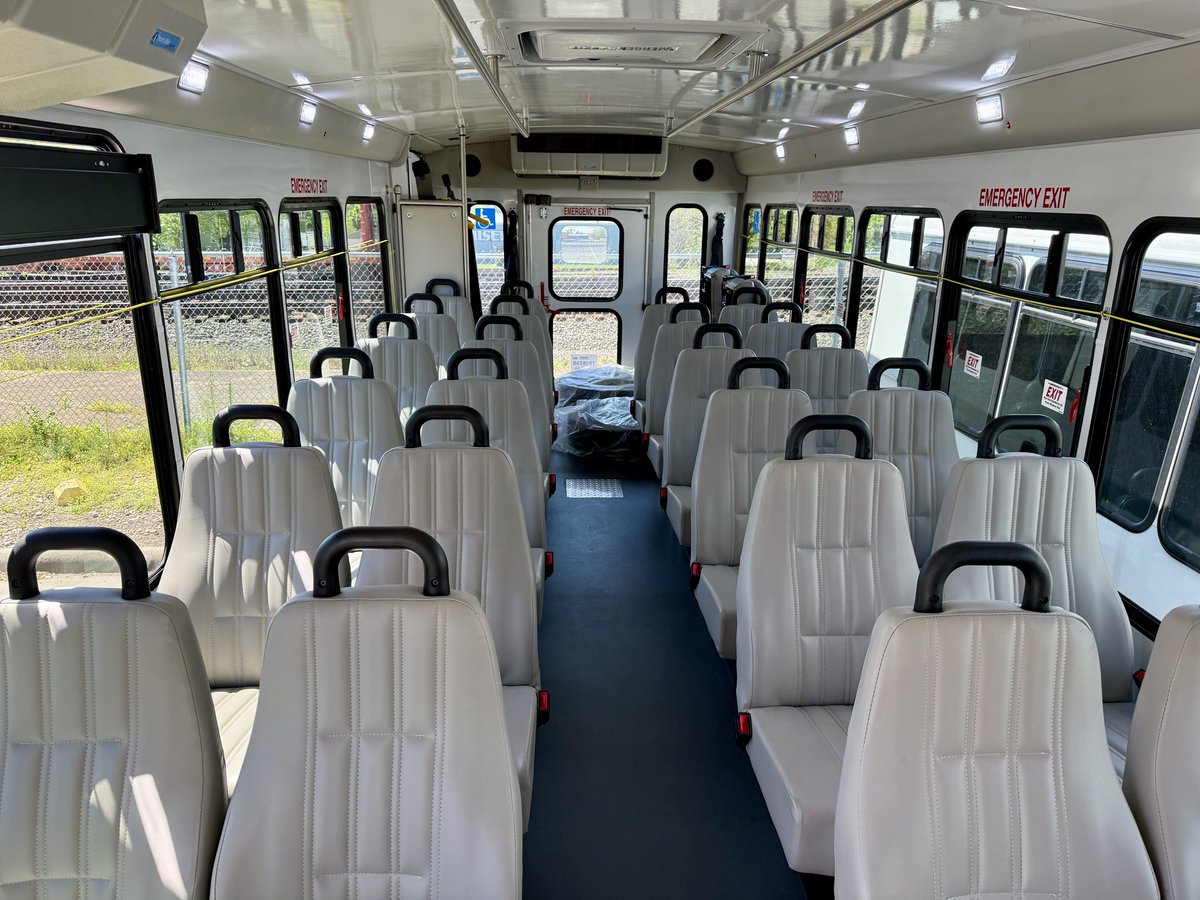 cityofsandusky's tweet image. Our new @SanduskyTransit buses have arrived! 🚌

Earlier today, City Manager John Orzech and Transit Administrator James Stacey went out to the transit depot at the Amtrak Station to check out the 3 new STS buses that were delivered this week.