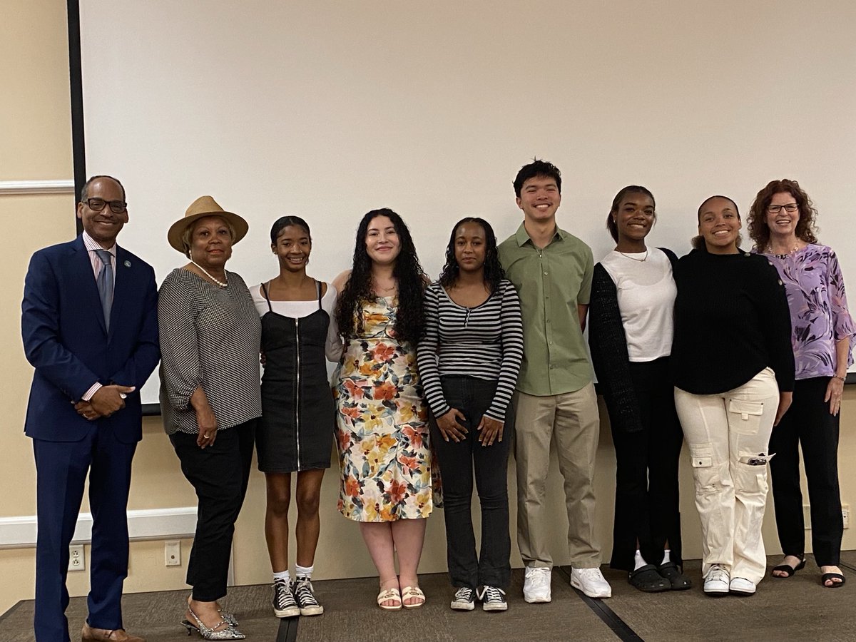 Congratulations to the Isle of Wight Leadership Institute graduates. Thank you for taking this important leadership journey. We are so impressed with you all, and very proud of your accomplishment.