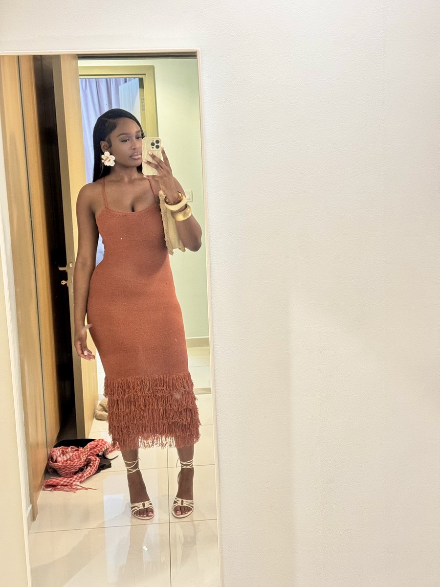 _Neekd's tweet image. Doing just fine