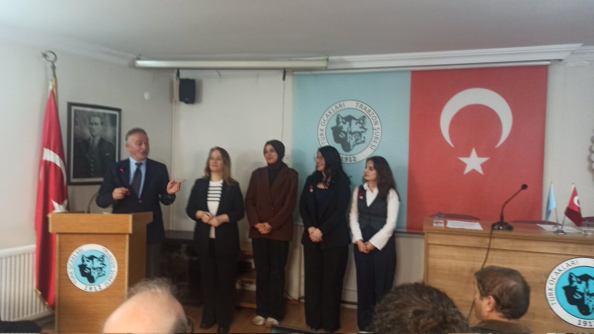 19 Mayıs Gençlik ve Spor Bayramı vesilesiyle Ocaklı gençlerimizin tertiplediği ve gerçekleştirdiği program dolayısıyla kendilerine teşekkür ediyoruz. Gururluyuz, mutluyuz, umutluyuz.