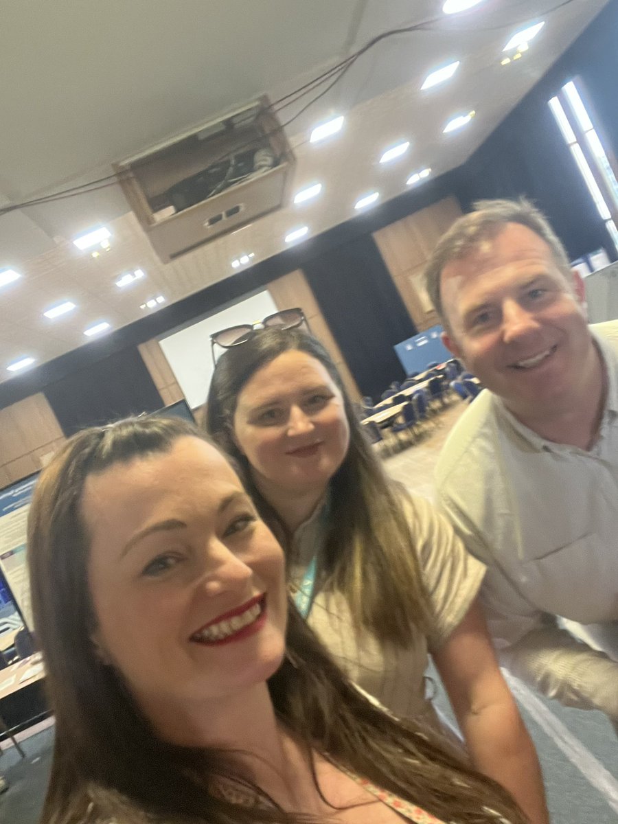 Cara Murray tweet media