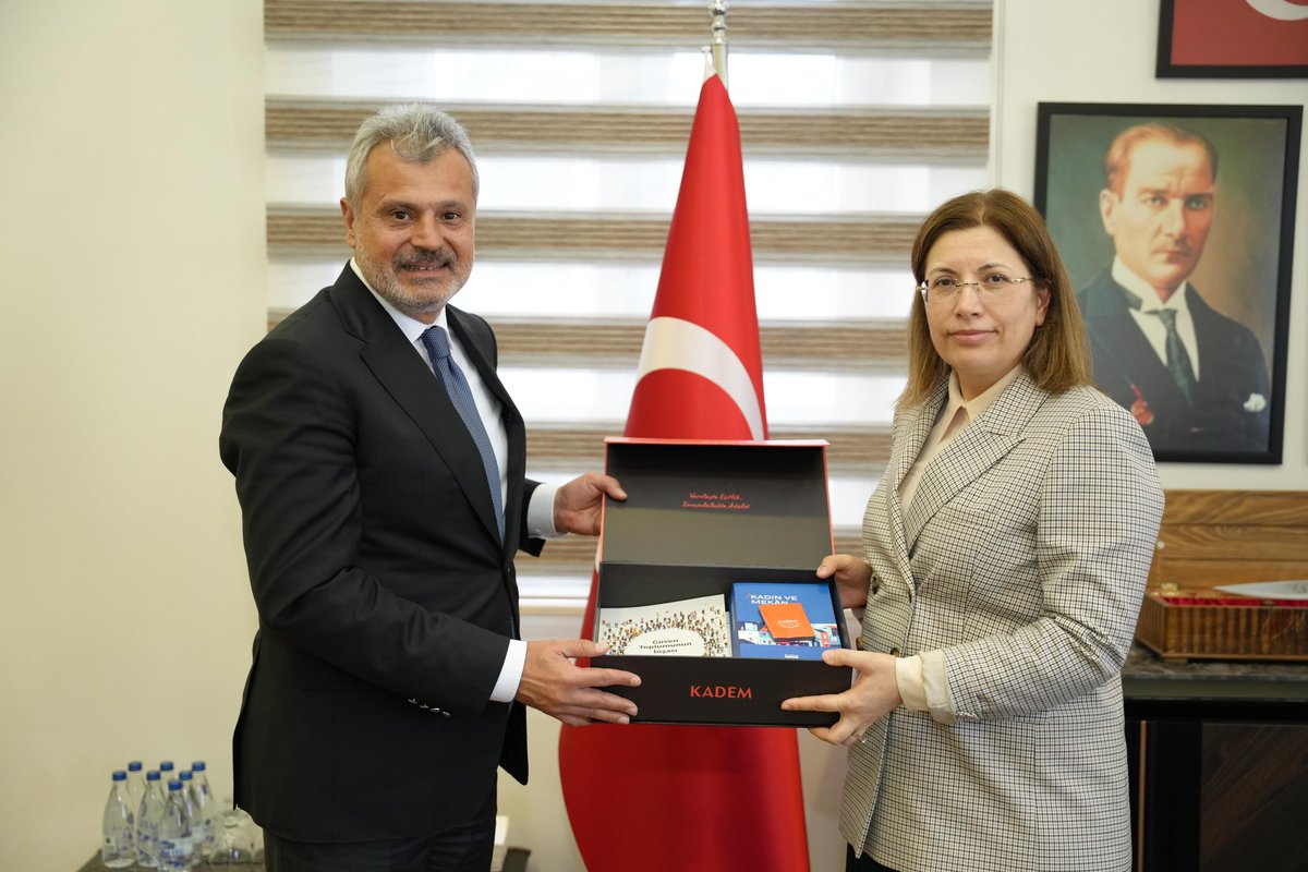 Deprem bölgesine yaptığımız çalışma ziyaretinin son durağı Hatay oldu. Yönetim Kurulu Başkanımız <a href="/avcanansari/">Av. Dr. Canan SARI🇹🇷</a>, il temsilcimiz ve yönetim ekibiyle birlikte Hatay Valisi <a href="/MustafaMasatli/">Mustafa Masatlı</a>’yı ve Hatay Büyükşehir Belediye Başkanı <a href="/mehmetonturktr/">Mehmet ÖNTÜRK</a>’yi ziyaret ettik.

Temsilciliğimiz ve