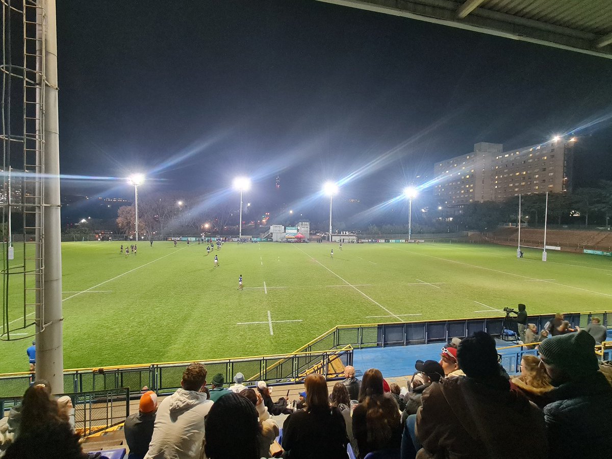 ClaudineStorbec's tweet photo. Watching @WitsRugby on a Friday night. Love my job, love @WitsUniversity even after 27 years !!! https://t.co/rM1fRFpcfd