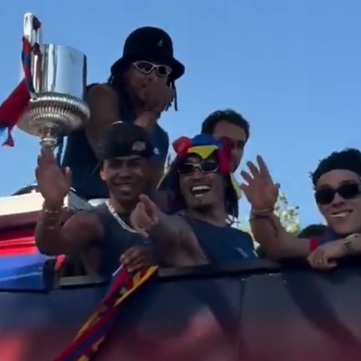 Gael is their for his dad 🥺