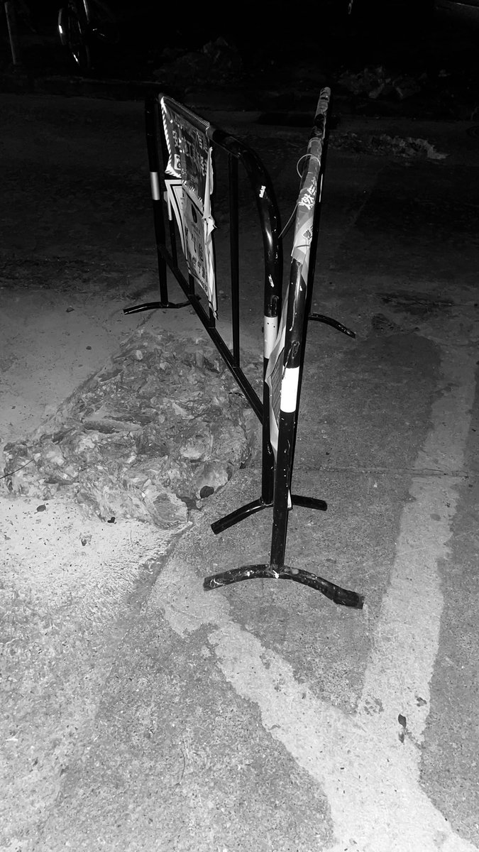 iabird's tweet image. The Will of God and the Will of the Unconscious: In a curved shape, it implies a certain will. Unconscious obstacles, however, create a triangular space with an entrance at only one end when the path is open. Is this consistent with the triangle in Plato's idea?