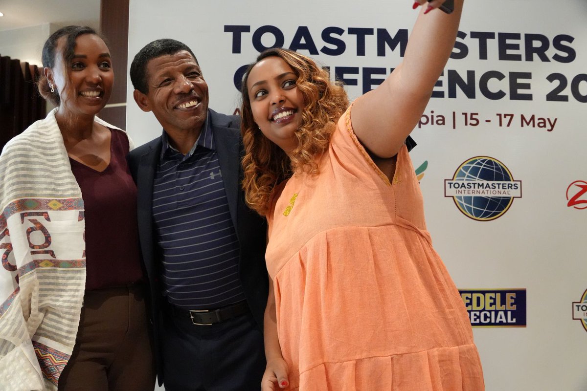 Day 1 highlights are in! 📸🔥
From legendary speeches to cultural explosions (yes, we danced!), #TEACON25 brought the heat in Addis 🇪🇹

Were you there? Drop a comment, tag your squad — let’s relive the magic! 🫶🏾✨

#ToastmastersEA #LandOfOrigins #TEACONVibes