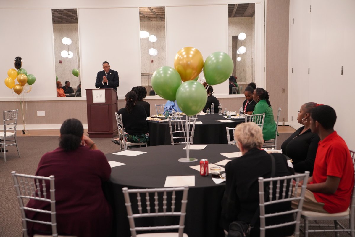 📚✍🏾 #FirstIndependence was proud to sponsor the 2025 Rhonda Pugh Essay Contest—celebrating student voice, academic excellence &amp; community empowerment. 

Honoring Rhonda’s legacy, we’re proud to uplift the next generation of leaders &amp; storytellers. 💙 

#FIBGivesBack #ficonnected