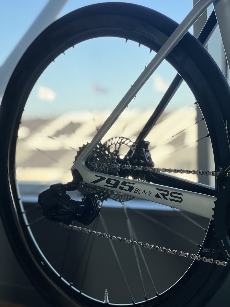 À demain ! 🏁🚴‍♂️
12heuresvelo.com