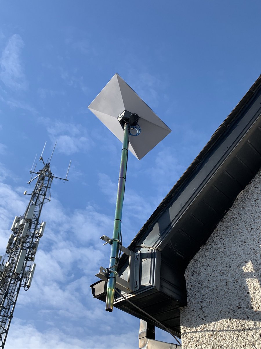 Elasnik Computers tweet media