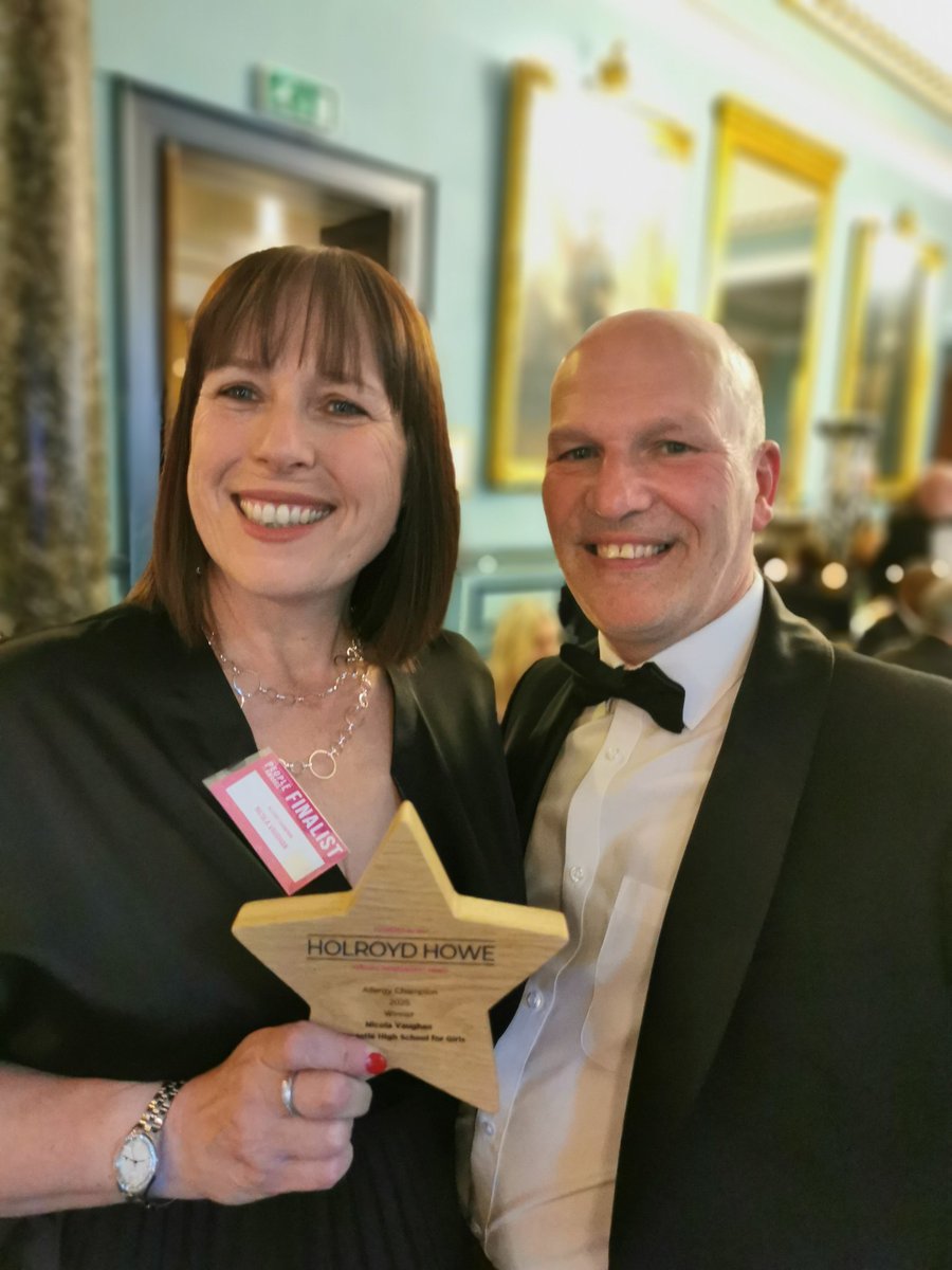 #HHPA25 massive congratulations to Nikki for her allergy champion of the year winner, fully deserved 🎉🎉🎉 <a href="/NewcastleHigh/">Newcastle High School for Girls (GDST)</a> <a href="/OliCullers/">Oli Cullingworth</a> <a href="/nikkiv876/">Nikki Vaughan</a>