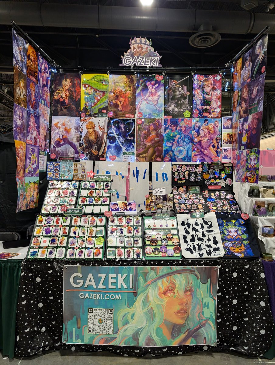HEY HEY! At Fan Expo Philly this weekend!
I'm at table A1804 in the artist alley 💚