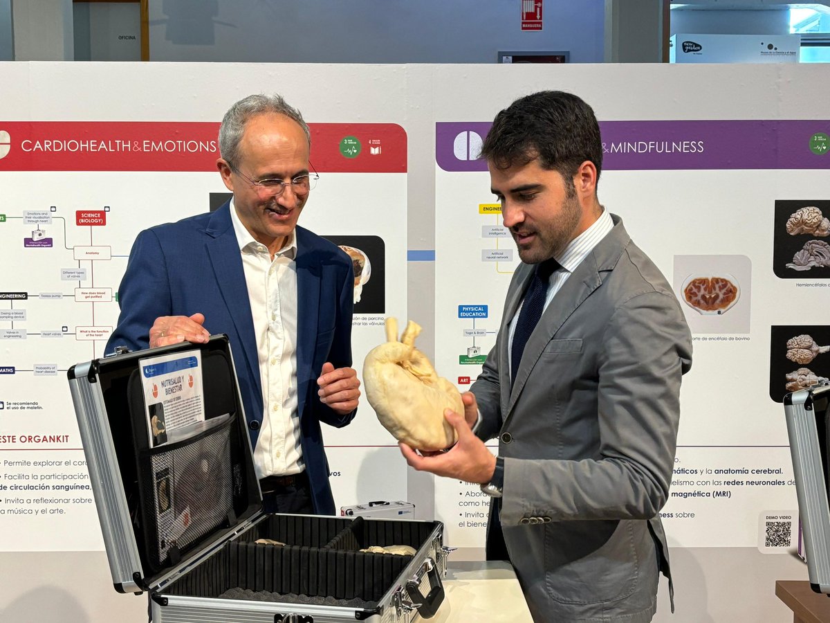 Diego Avilés (@diegoaviles_) on Twitter photo 🧠 El <a href="/Museociencia/">Museo de la Ciencia y el Agua</a>, con su intención didáctica, pone a disposición de los visitantes la iniciativa ‘Organkits’, con la que aprender sobre anatomía tratando órganos plastinados 🧠 El <a href="/Museociencia/">Museo de la Ciencia y el Agua</a>, con su intención didáctica, pone a disposición de los visitantes la iniciativa ‘Organkits’, con la que aprender sobre anatomía tratando órganos plastinados