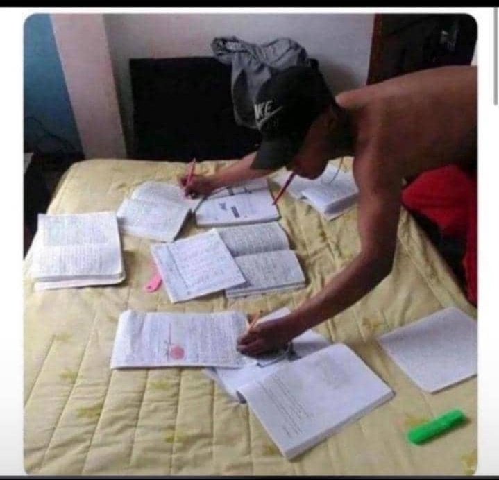 IyandaObanimi12's tweet photo. Olorun Jo saanu mi 
Histology jo 😭🙏 https://t.co/Z8JTq19cpH