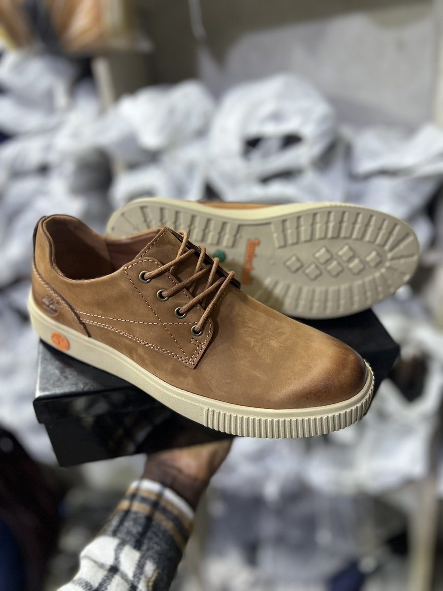 Naberzshoes's tweet photo. Casual 
Size :38  to 46
WhatsApp on +256 751902113 for deliveries.
Price :165000ugx
#NaberzShoes https://t.co/RDYp2WQXKl
