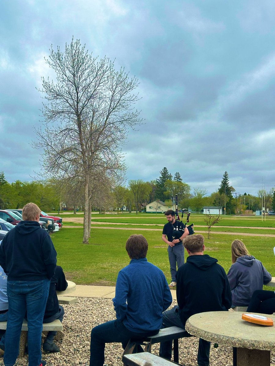 missogordon's tweet photo. Our student teacher from the U of S finally gave in after two relentless weeks of begging from the students… and brought out the bagpipes 🎶😂  Safe to say it was well worth the wait! 

Thanks Mr. Linsley!  

Our students will never forget this! 
@GSSD204 https://t.co/rwg1OsTNmN