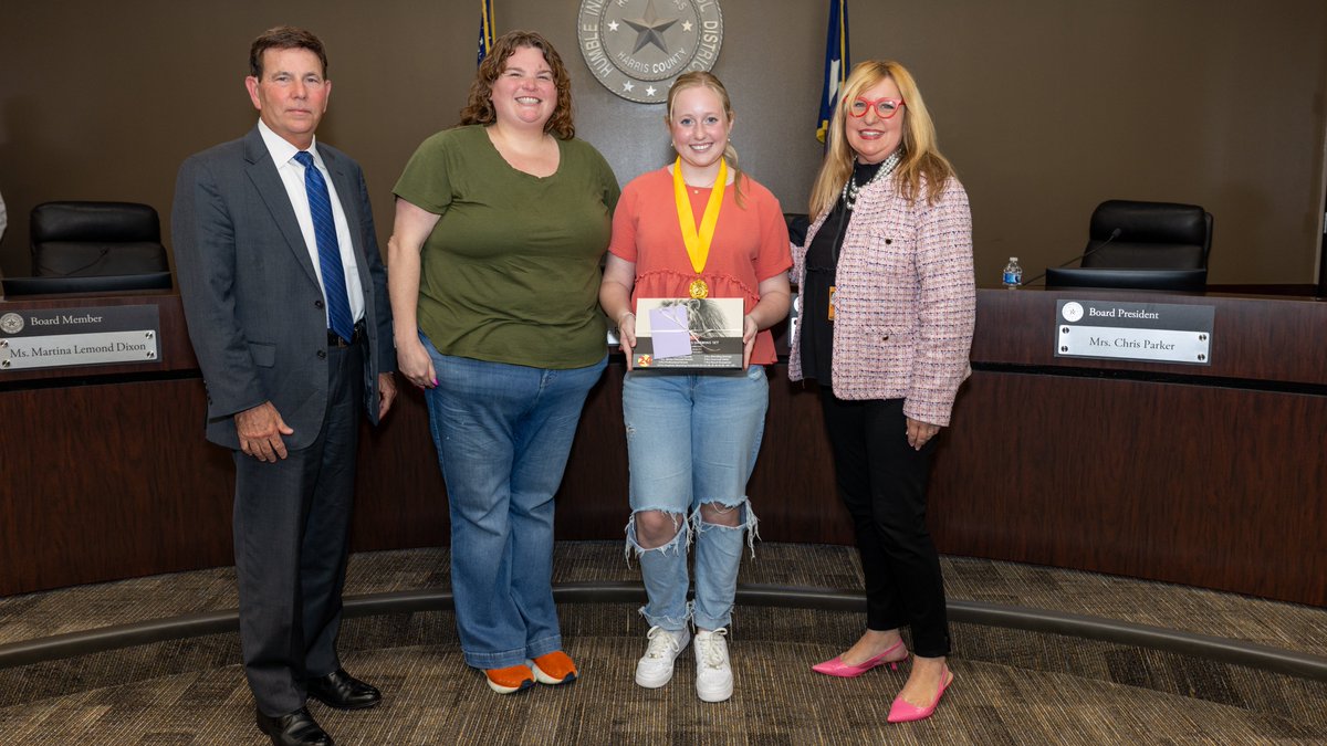 NEWS: State VASE Champion Macey Hudson Honored at May Humble ISD School Board Meeting #ShineOn 

📰: bit.ly/43gjshE