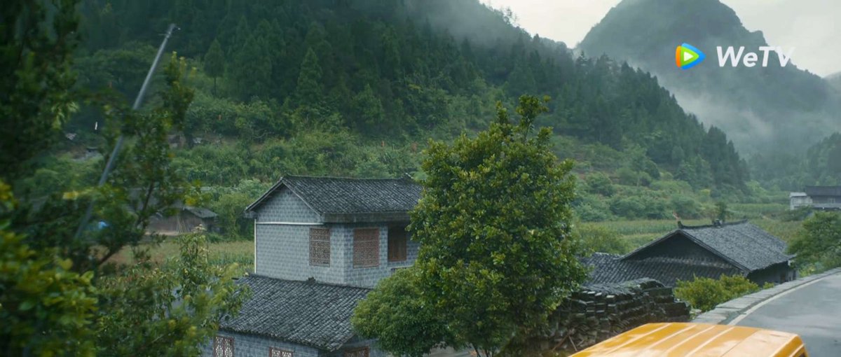 Potato_elham's tweet photo. The cinematography of #SpringBurning is sooo beautiful 💚 https://t.co/pzBGkGXoWr