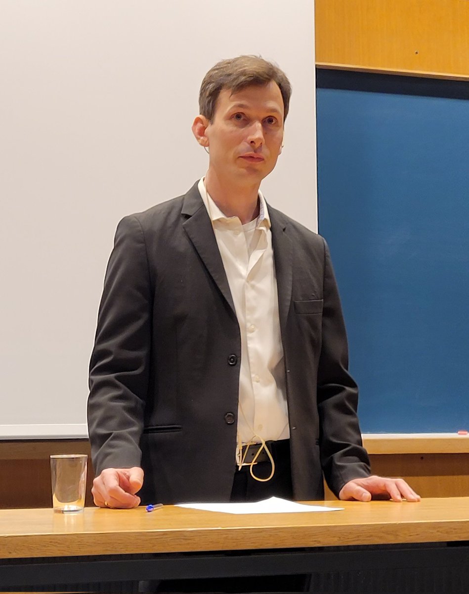 Thomas Friis Søgaard (@thomas_sogaard) on Twitter photo Huge congrats to <a href="/EirikJerven1/">Eirik Jerven Berger</a> for producing and very competently defending his PhD-thesis on drug dealing among the upper-classes in Norway. I had the pleasure of being one of the opponents together with <a href="/NigelSouth/">Nigel South</a> and Heidi Mork Lomell. Huge congrats to <a href="/EirikJerven1/">Eirik Jerven Berger</a> for producing and very competently defending his PhD-thesis on drug dealing among the upper-classes in Norway. I had the pleasure of being one of the opponents together with <a href="/NigelSouth/">Nigel South</a> and Heidi Mork Lomell.