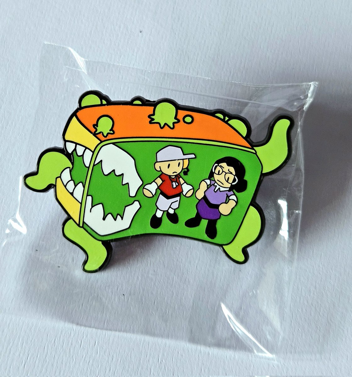 ColaCarnage's tweet image. It&apos;s almost time!! 

I&apos;ll be giving out pins to any Valve cosplayers - got some fun new designs this time round! 

#tf2  #teamfortress2