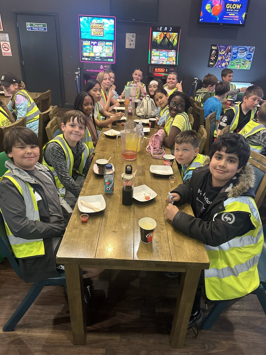 OLSSTweets's tweet photo. Year 6 Treat Day 🥳 bowling, arcade, food and a movie. Well deserved as you have all worked so hard this year! hope you enjoyed your day 💚 https://t.co/2V67dpqQJT