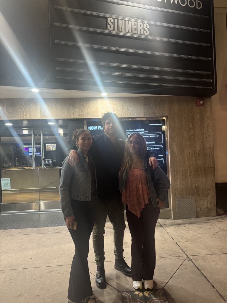 TedEGrau's tweet image. I was treated to a screening of SINNERS in Westwood by two amazing girls.
Overall, I found the film to be a triumph for the genre, fusing the naturally connective tissue of Horror, Southern history, the Blues, Bluegrass, Hoodoo, and race, and the tension between all of it.