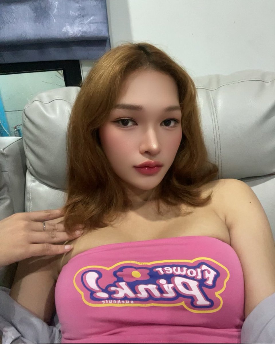 Karn393's tweet photo. โอ้ยยยย กลางเดือนแล้วเริ่มช็อต ⚡️⚡️⚡️

#สาวสอง 
#สวย
#ชลบุรี
#บ้านสวนชลบุรี https://t.co/qJn2u6QRMa