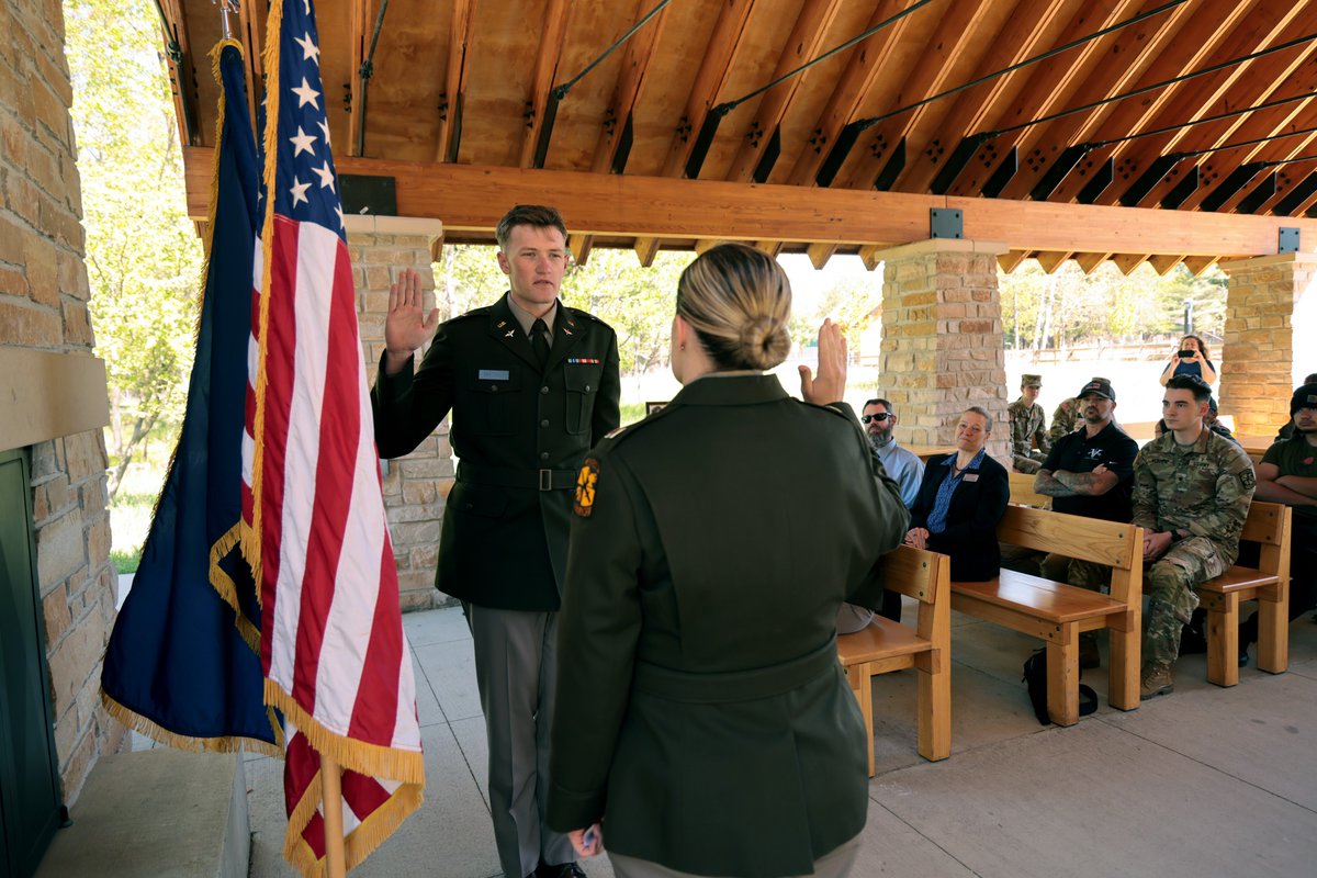 UWSPROTC's tweet photo. Congratulations to Pointer cadets Garrett Brosig, Josh Kolodziej and Haillie Stremkowski as they were commissioned as second lieutenants. Photos: https://t.co/Z2IJLPiVf3 #UWSP @USArmy https://t.co/8qbyFdiQla
