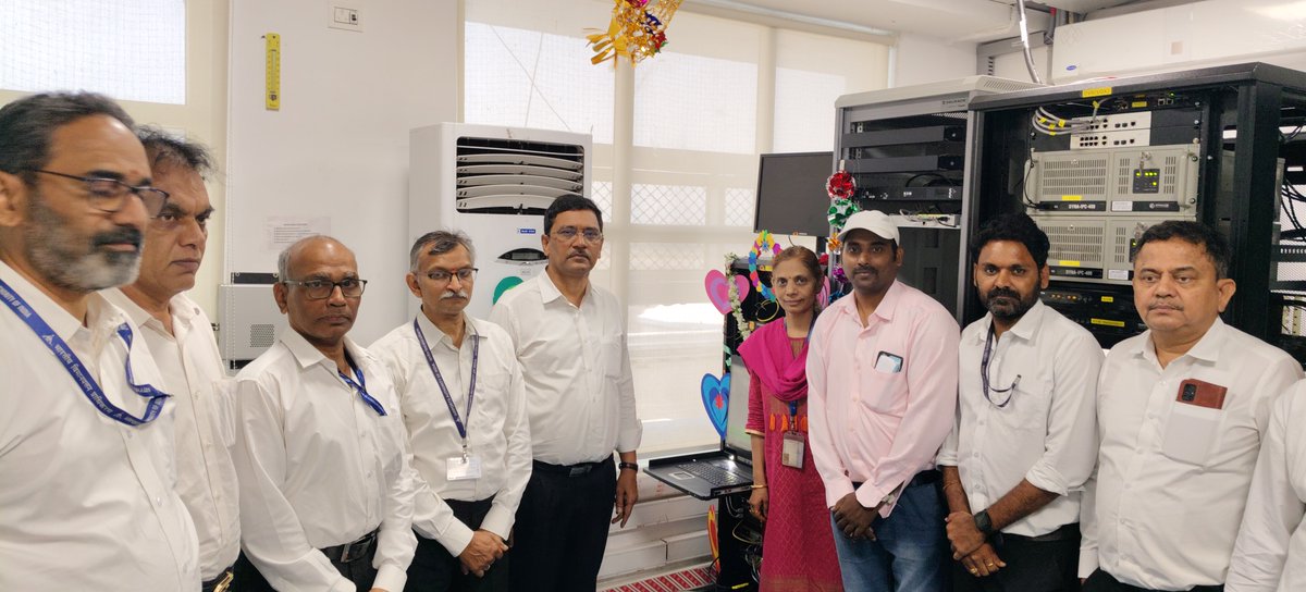 New D-ATIS commissioned at Begumpet Airport, Hyderabad by CNS team. Inaugurated by GM-CIC, GM-CNS &amp; GM-SMU. It now provides vital airport info to pilots, enhancing safety &amp; efficiency.​ <a href="/AAI_Official/">Airports Authority of India</a> <a href="/AAIRHQSR/">Regional Executive Director AAI Southern Region</a> <a href="/MoCA_GoI/">MoCA_GoI</a>