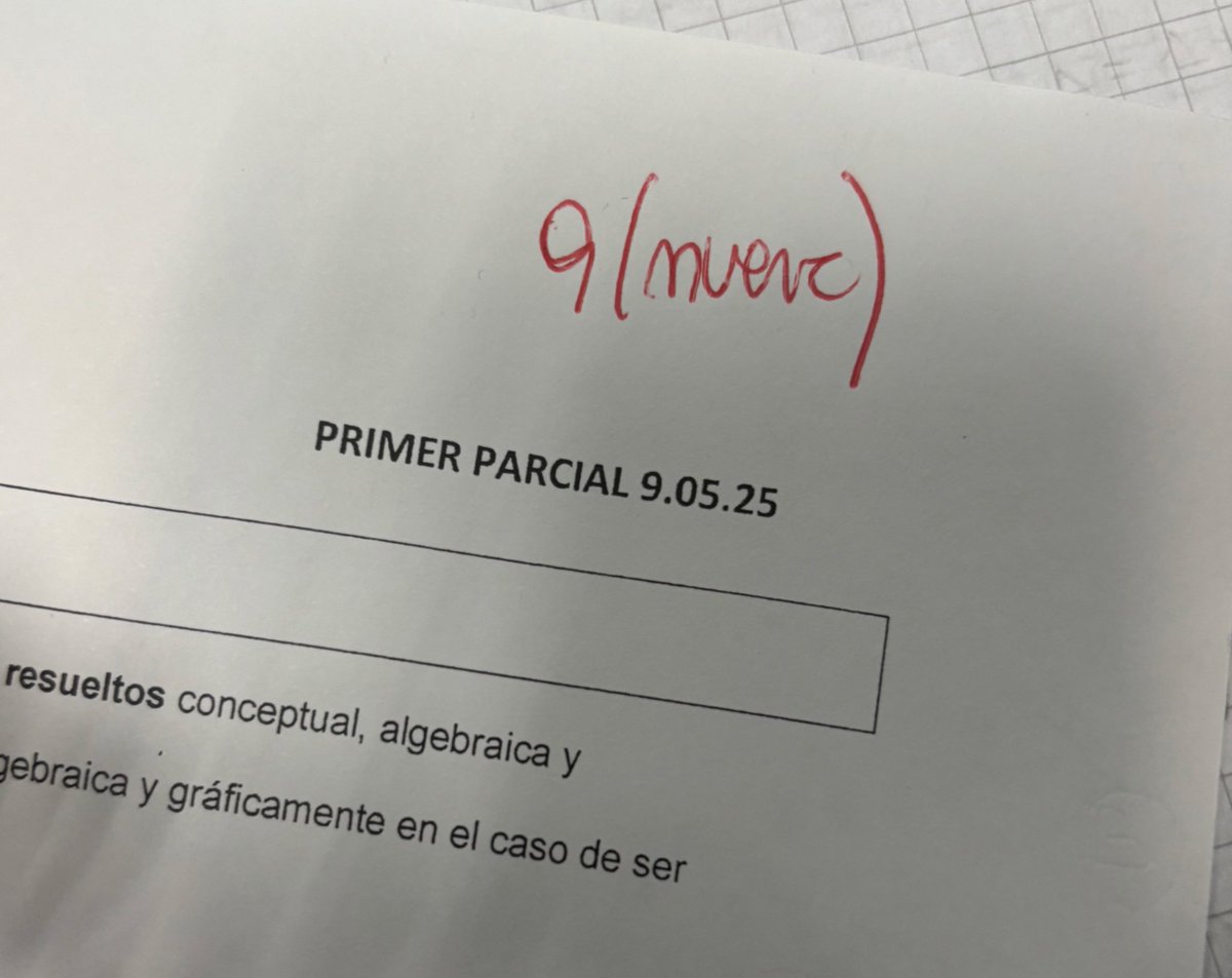 zoeu_u's tweet photo. nunca dije qn era el sumiso https://t.co/tn8wHg1ija
