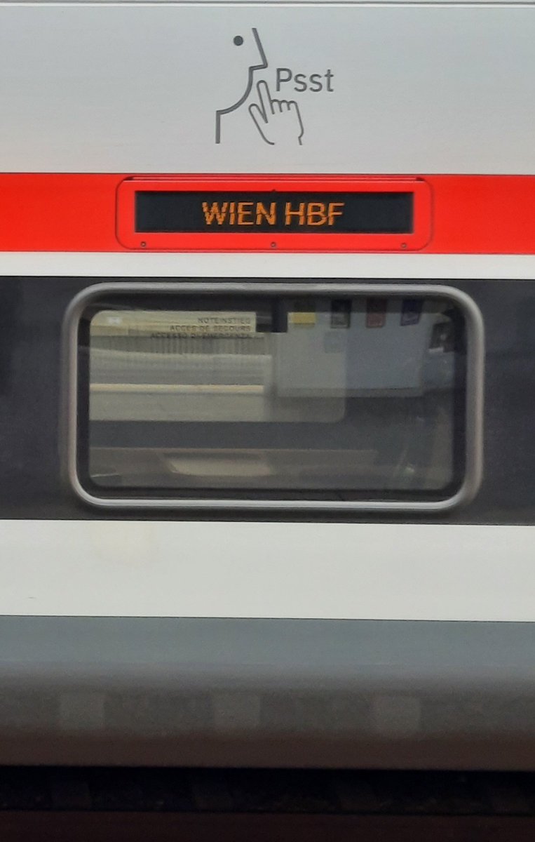 #Bahnzeit in Wien Hauptbahnhof