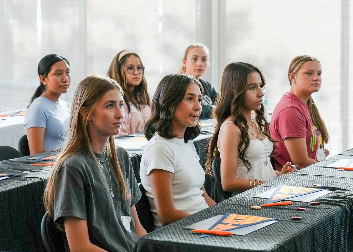 Another successful Follow Your Arrow event has just wrapped up at Northeast Campus! 🧭

With the help of the #OrangeArrow, future West-MEC students participated in activities and discussions to prepare themselves for their journey at West-MEC. ➡️🌟

#WestMEC #CareerTechEd