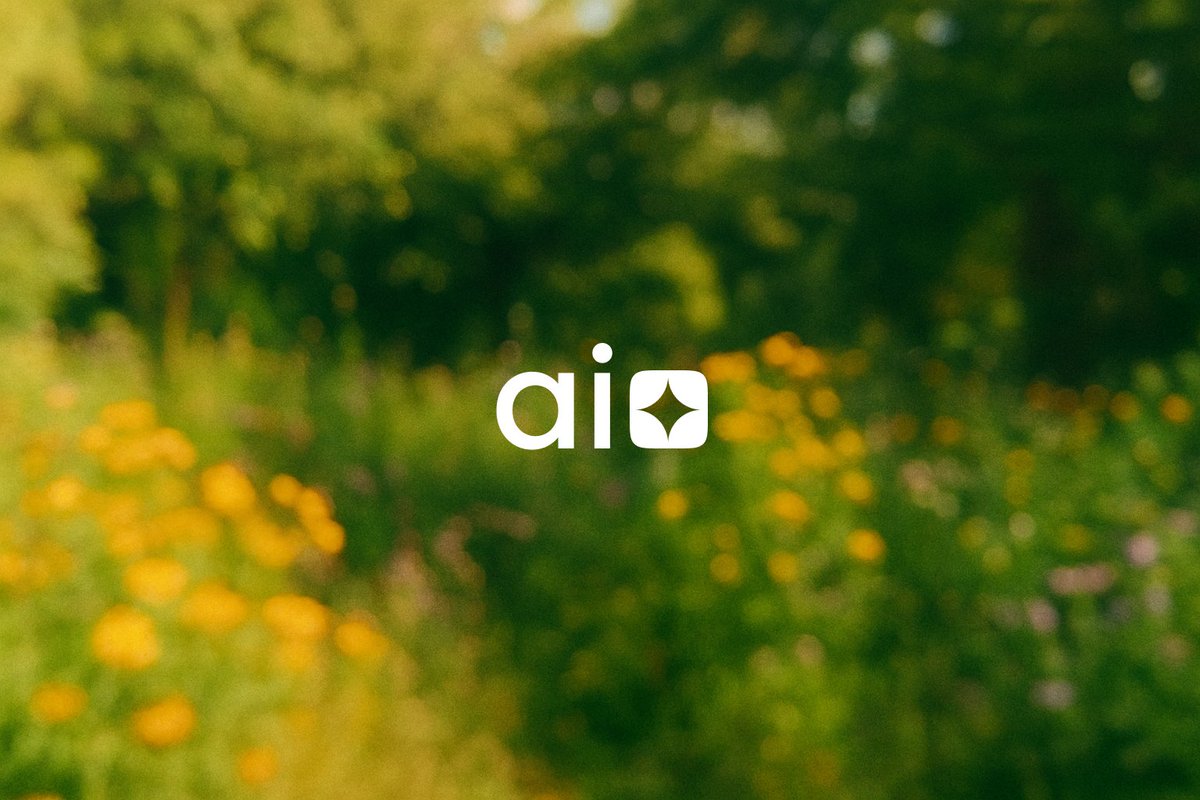 MarioGuzmanR__'s tweet photo. Ai logos exploration part four https://t.co/N74JJ4v50C