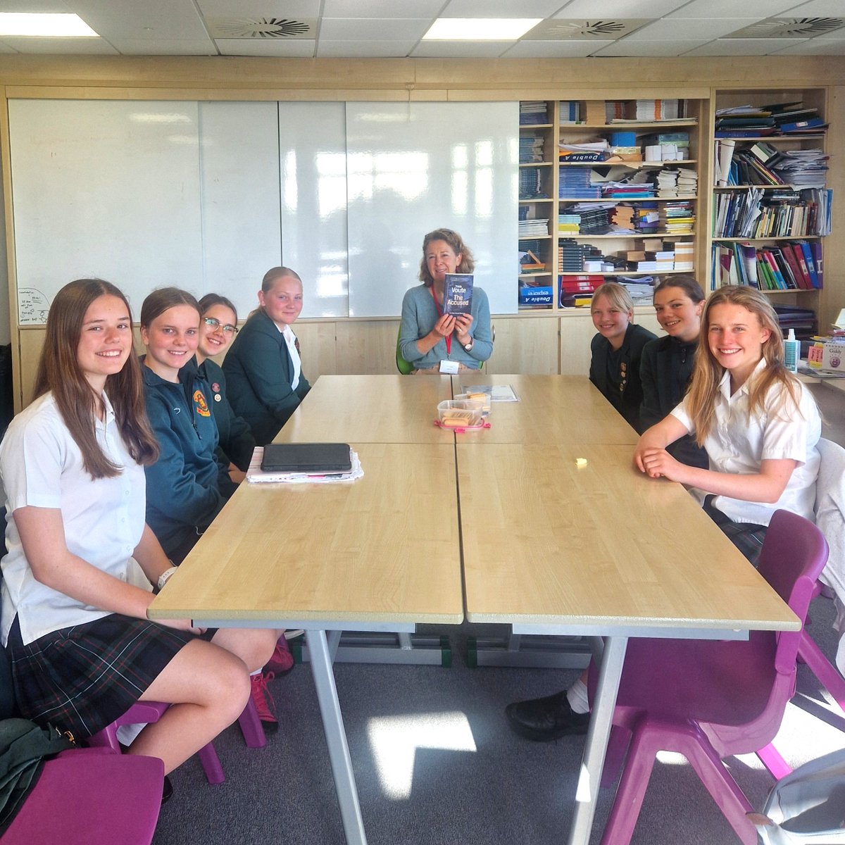 Today our Scribbles Creative Writing Club welcomed local published author, Tricia Voute, to talk about her new book, 'The Accused', set in Guernsey. 

It was a fascinating discussion, and we look forward to reading the next three books in the series! 

Thanks, Tricia!

 #TLCgsy