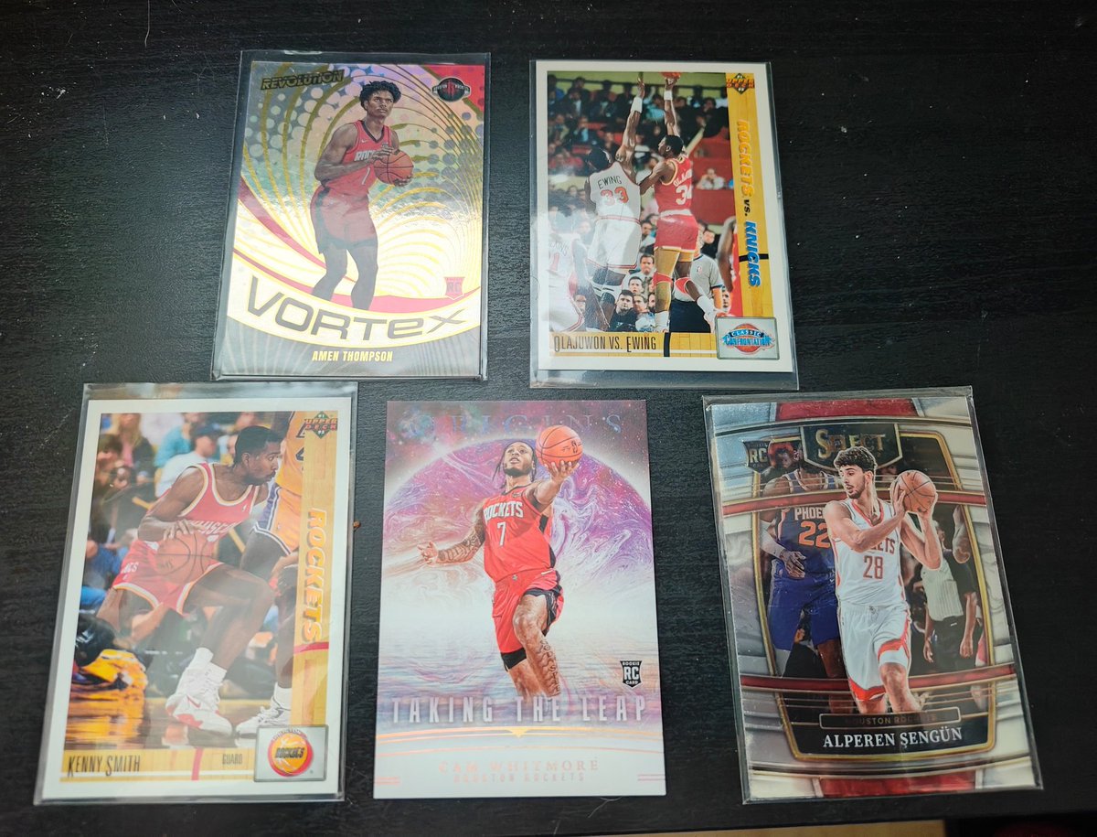 Shoutout <a href="/spontaneousJei/">HoloJ 🌈</a> for these amazing cards! #Holosquad