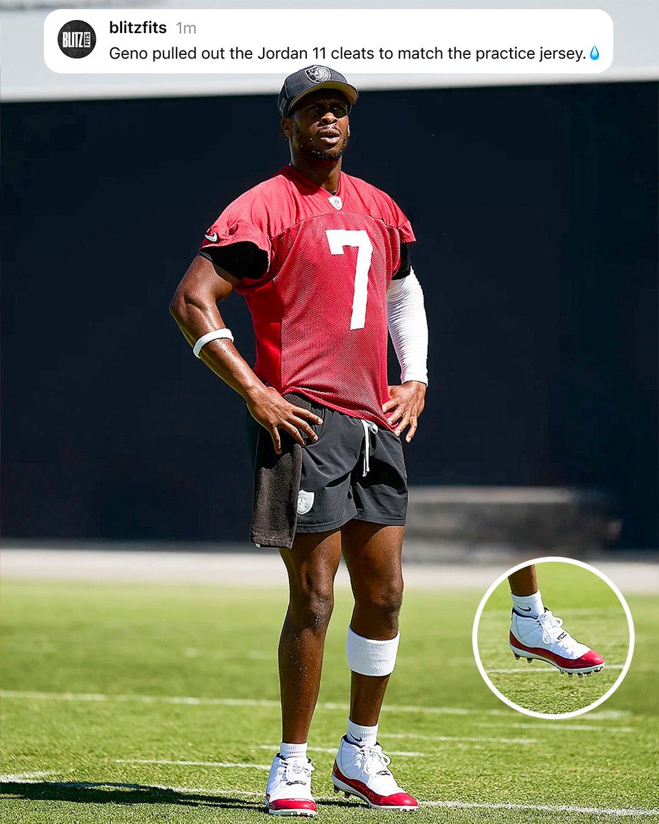 blitzfits's tweet image. Geno pulled out the Jordan 11 cleats to match the practice jersey. 💧