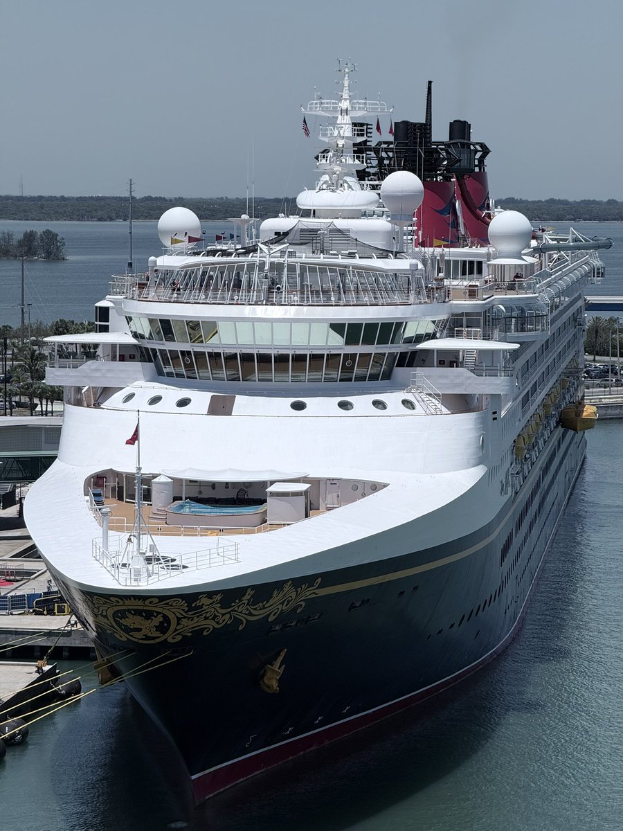 Helloooooooooo Disney magic