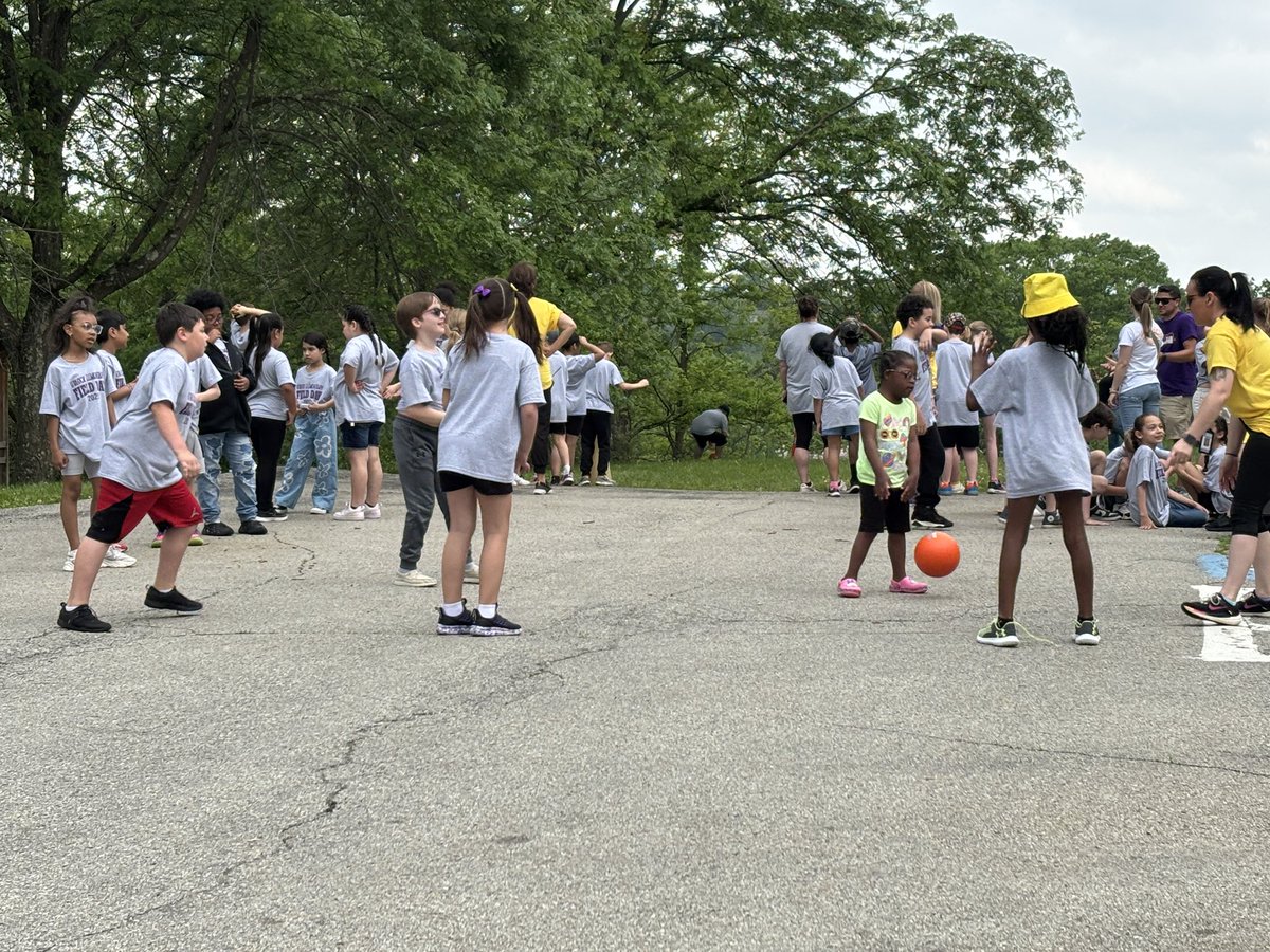 Maria Fajt tweet media