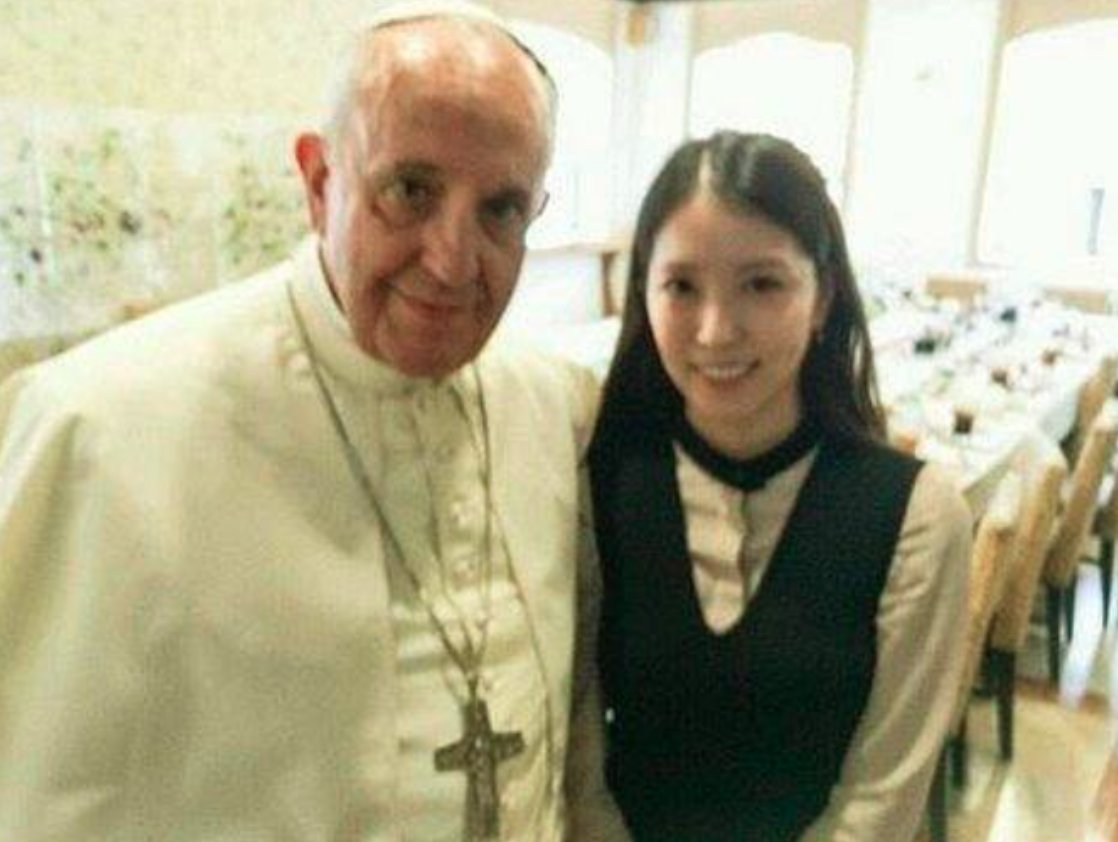 AboutMusicYT's tweet photo. boa and pope francis together in 2014 https://t.co/Ea4PqutGjl