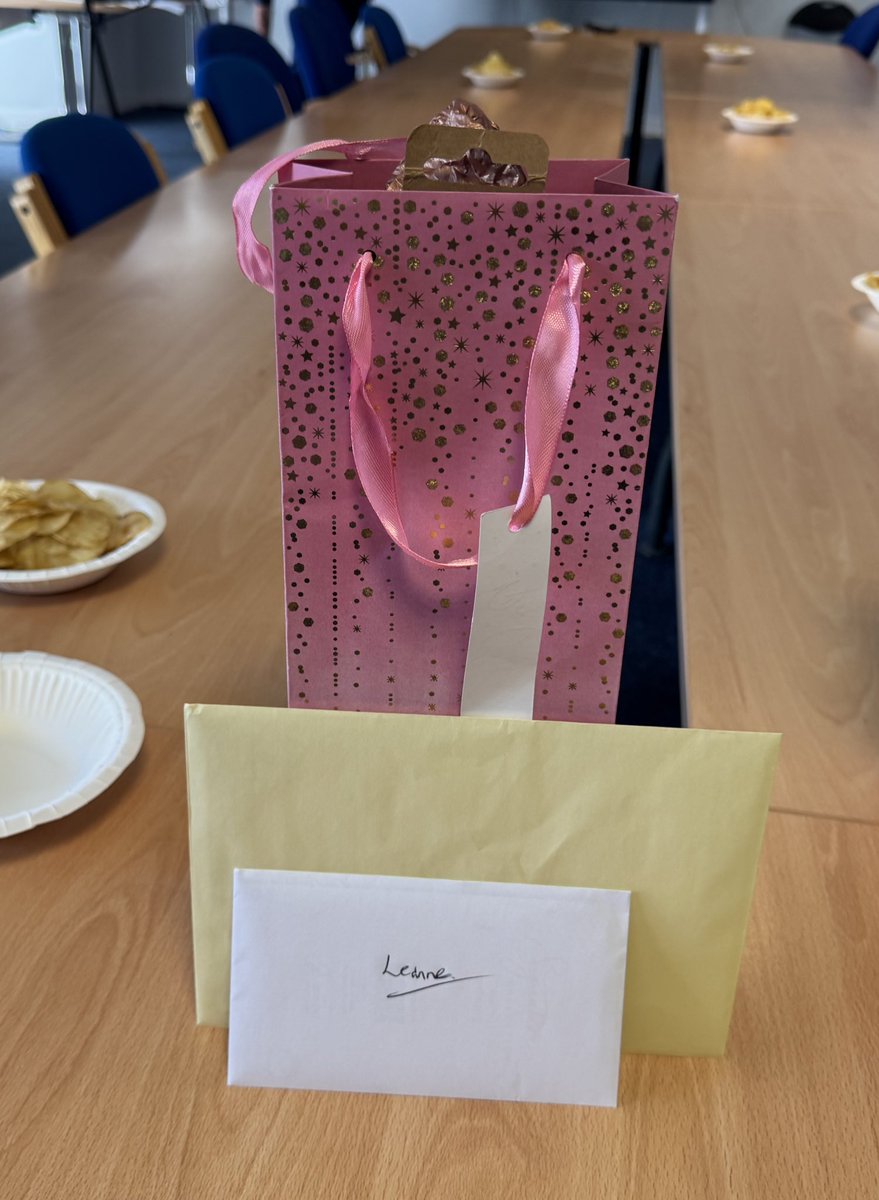 Julie Coyle 💫 tweet media