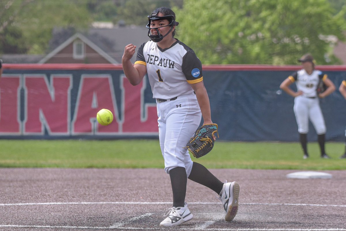 ON THE PROWL

#TeamDePauw #d3sb