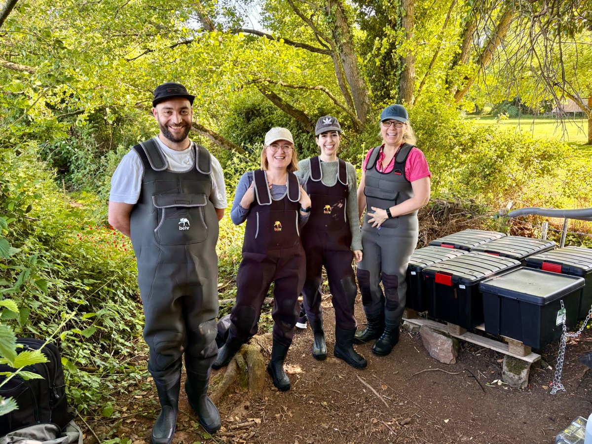 More knowledge exchange and training on the NERC QUANTUM isotope dosing platform, with researchers joining us from our ERC REFRESH and NERC MICRO-CYCLE teams as we collect our 96 hr gas, biofilm and moss samples, and add snails for the final 96 hr period. Final samples at 192hr.