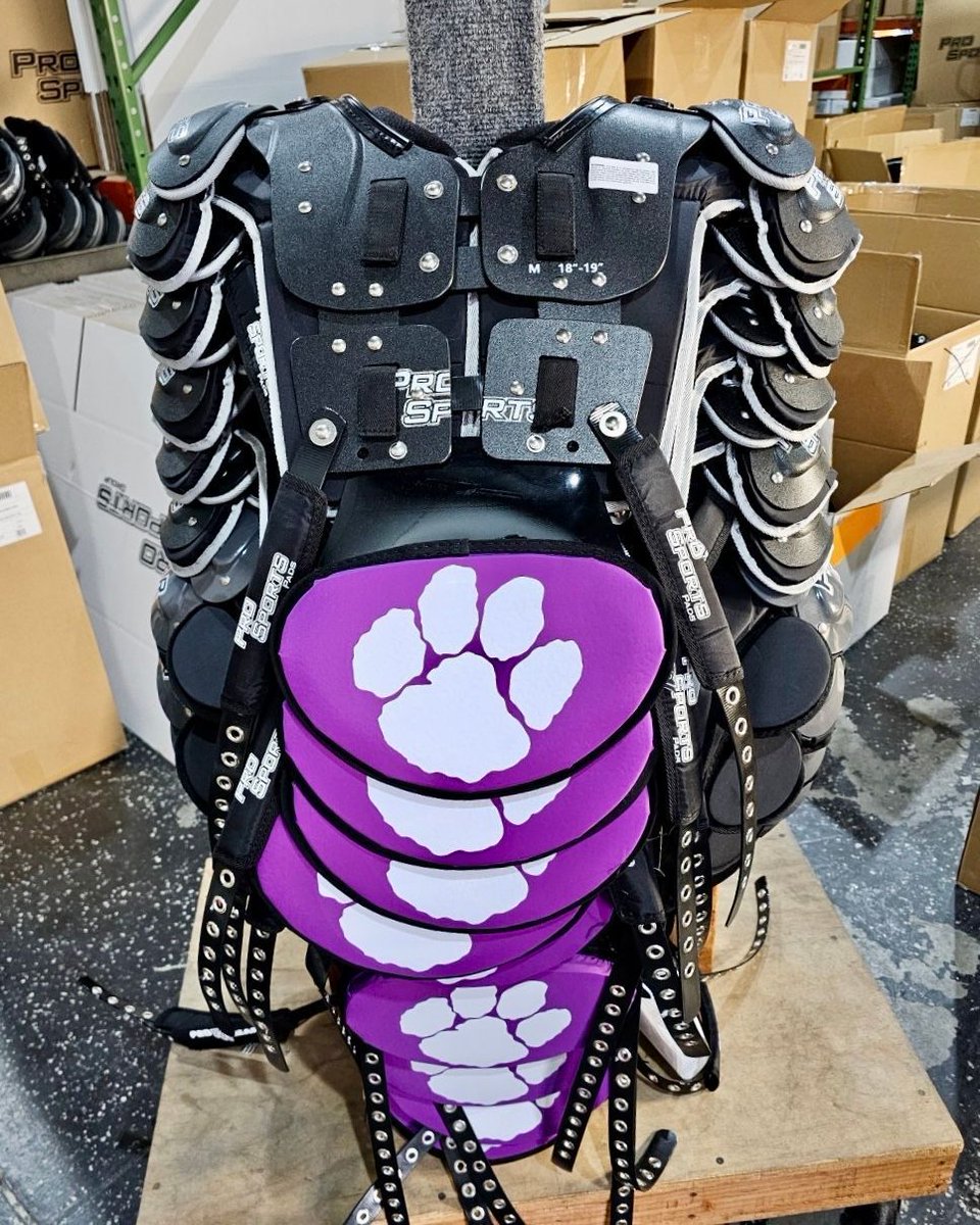 Pro Gear Sports (@progearfb) on Twitter photo <a href="/DarlingtonTiger/">Darlington School</a> Football is on the board!ππ
<a href="/Zion_Katina/">Zion Katina</a> and Mike Nelson at <a href="/BakersSports/">Baker's Sports</a> helped us get this team in some new #Custom pads!
<a href="/ProGearNellie/">Michael Nelson</a>
<a href="/wgstack3335/">Wayne Groves</a>
<a href="/ProSports_Pads/">ProSportsPads</a>
#KnowTheLogo #MadeInTheUSA #FootballEquipment #ShoulderPads #BackPlates #TigerFootball <a href="/DarlingtonTiger/">Darlington School</a> Football is on the board!ππ
<a href="/Zion_Katina/">Zion Katina</a> and Mike Nelson at <a href="/BakersSports/">Baker's Sports</a> helped us get this team in some new #Custom pads!
<a href="/ProGearNellie/">Michael Nelson</a>
<a href="/wgstack3335/">Wayne Groves</a>
<a href="/ProSports_Pads/">ProSportsPads</a>
#KnowTheLogo #MadeInTheUSA #FootballEquipment #ShoulderPads #BackPlates #TigerFootball