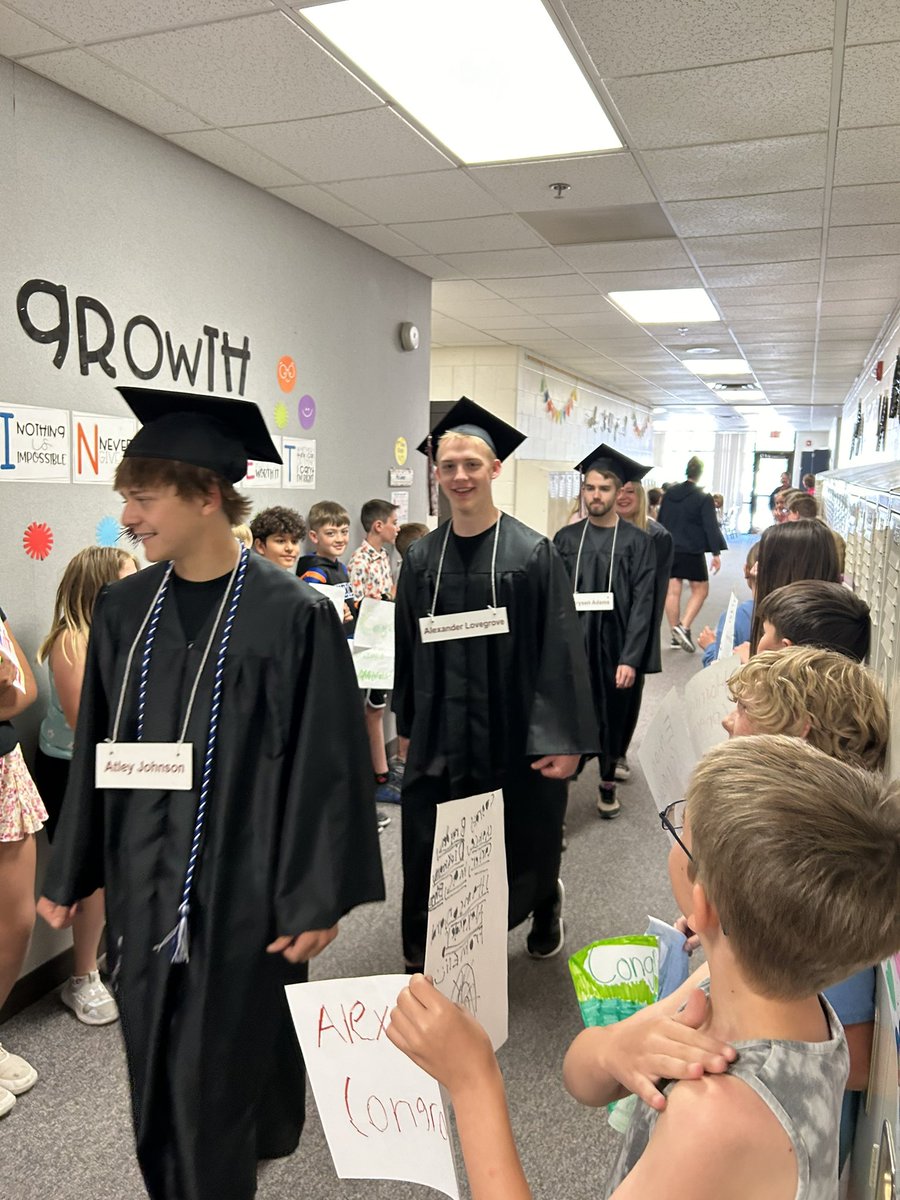 Ozzy Rodriguez (@orodriguez_73) on Twitter photo Congrats to these <a href="/WaverlyFootbal1/">Waverly Football</a> and former Eagle Elementary students on graduating! We are so proud of you! #HWPO Congrats to these <a href="/WaverlyFootbal1/">Waverly Football</a> and former Eagle Elementary students on graduating! We are so proud of you! #HWPO