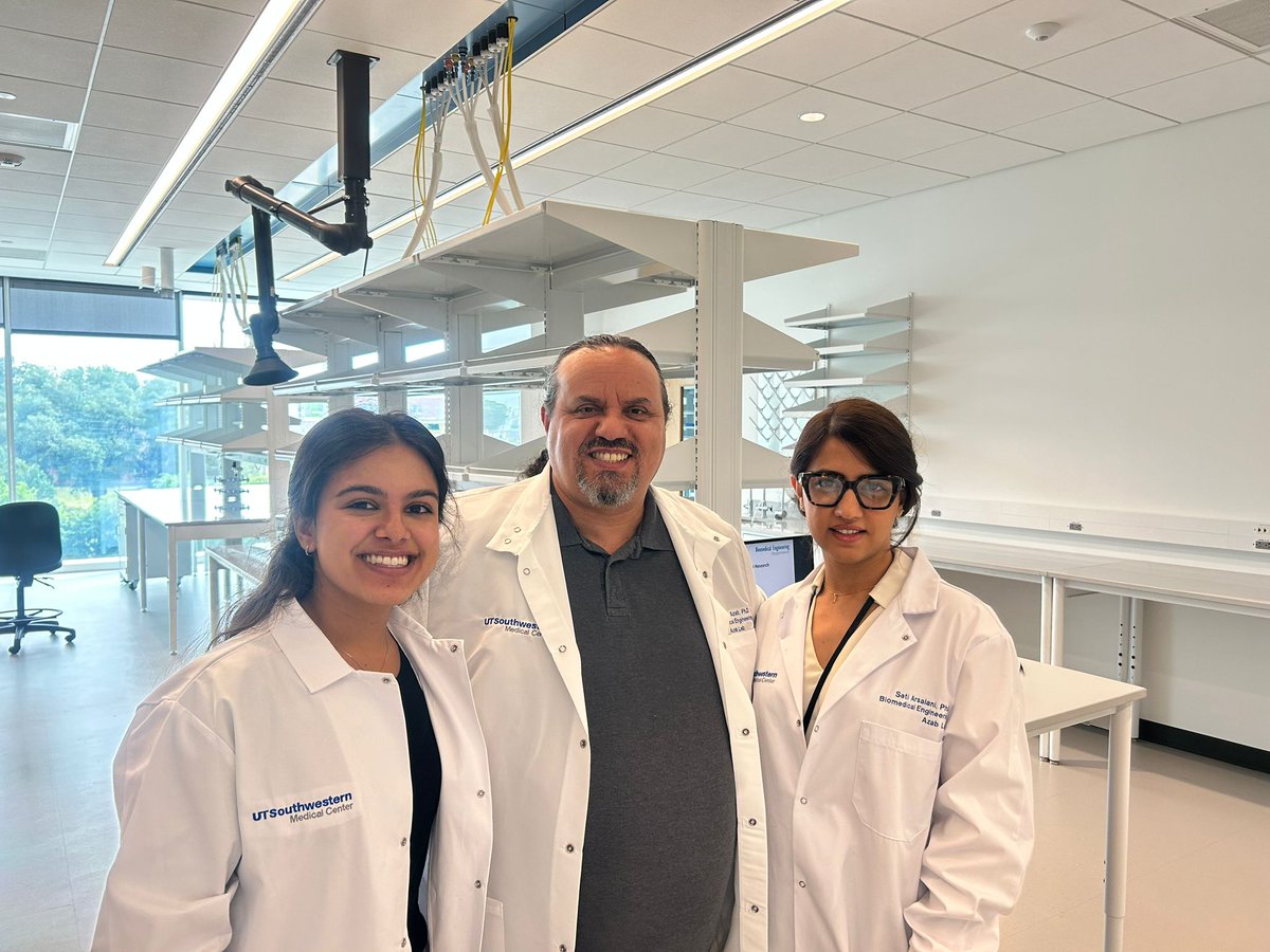 The Azab Lab (@azablab) on Twitter photo Had a great time presenting our <a href="/AzabLab/">The Azab Lab</a> cancer research to the Southwestern Medical Foundation Trustees! I shared the vision and clinical potential, while Dr. Seti Arsalani and undergrad Anvita Wadhwa wowed the room with live demos of our localized therapy platform. Had a great time presenting our <a href="/AzabLab/">The Azab Lab</a> cancer research to the Southwestern Medical Foundation Trustees! I shared the vision and clinical potential, while Dr. Seti Arsalani and undergrad Anvita Wadhwa wowed the room with live demos of our localized therapy platform.