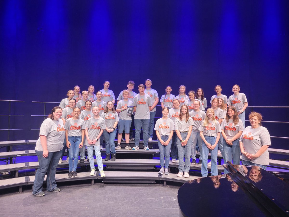 Congrats to the JH Choir who received an “Excellent” rating at the Festival of Music today at King’s Island!