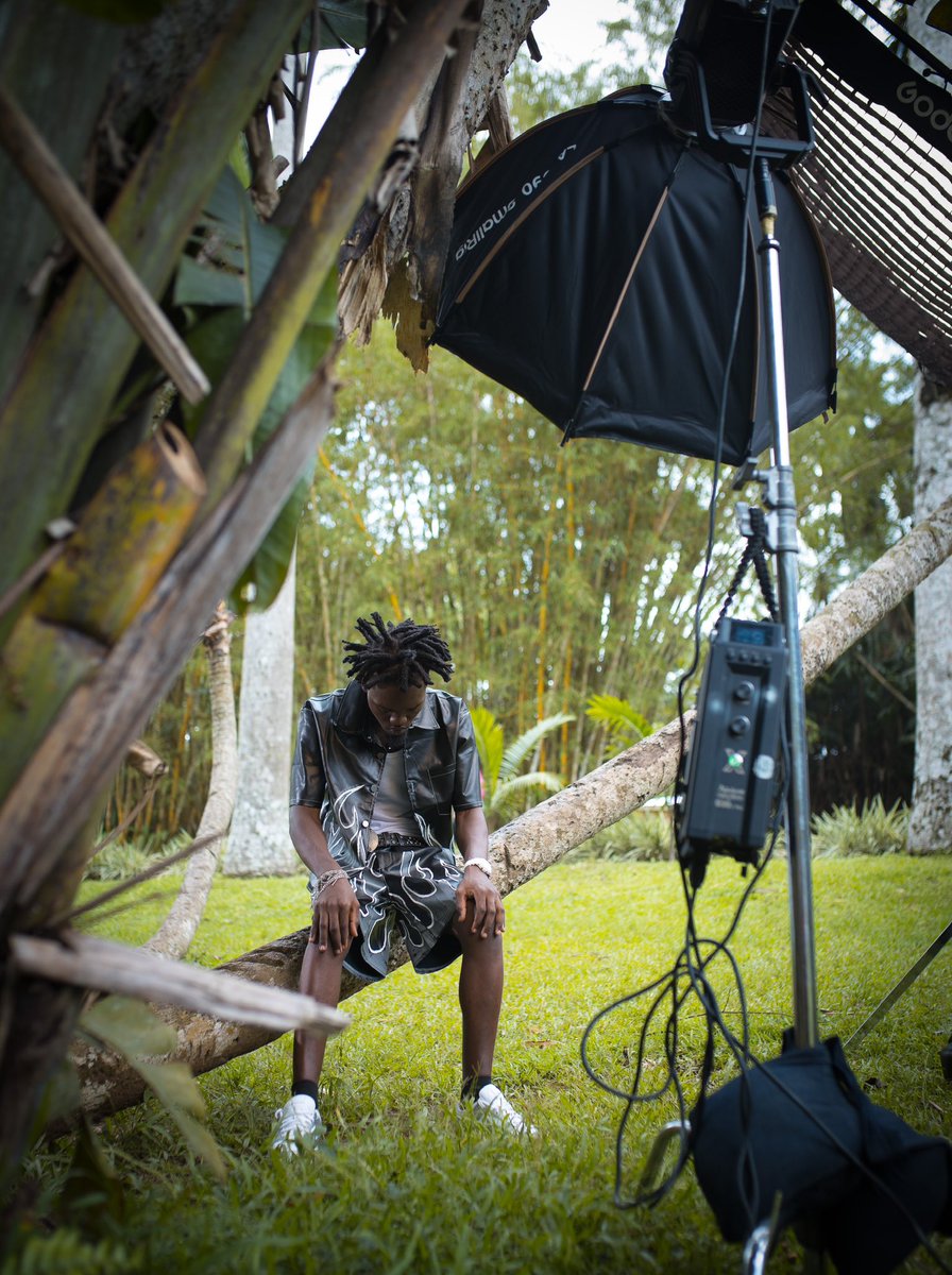filmedbystigga_'s tweet photo. NEW @yhawhero__  COMING THIS MONTH!!
PHOTOGRAPHED BY ME !!! 

#alleyesonheroboy 

Sam Gorge Yamal Blacko https://t.co/rjUZn9unFA