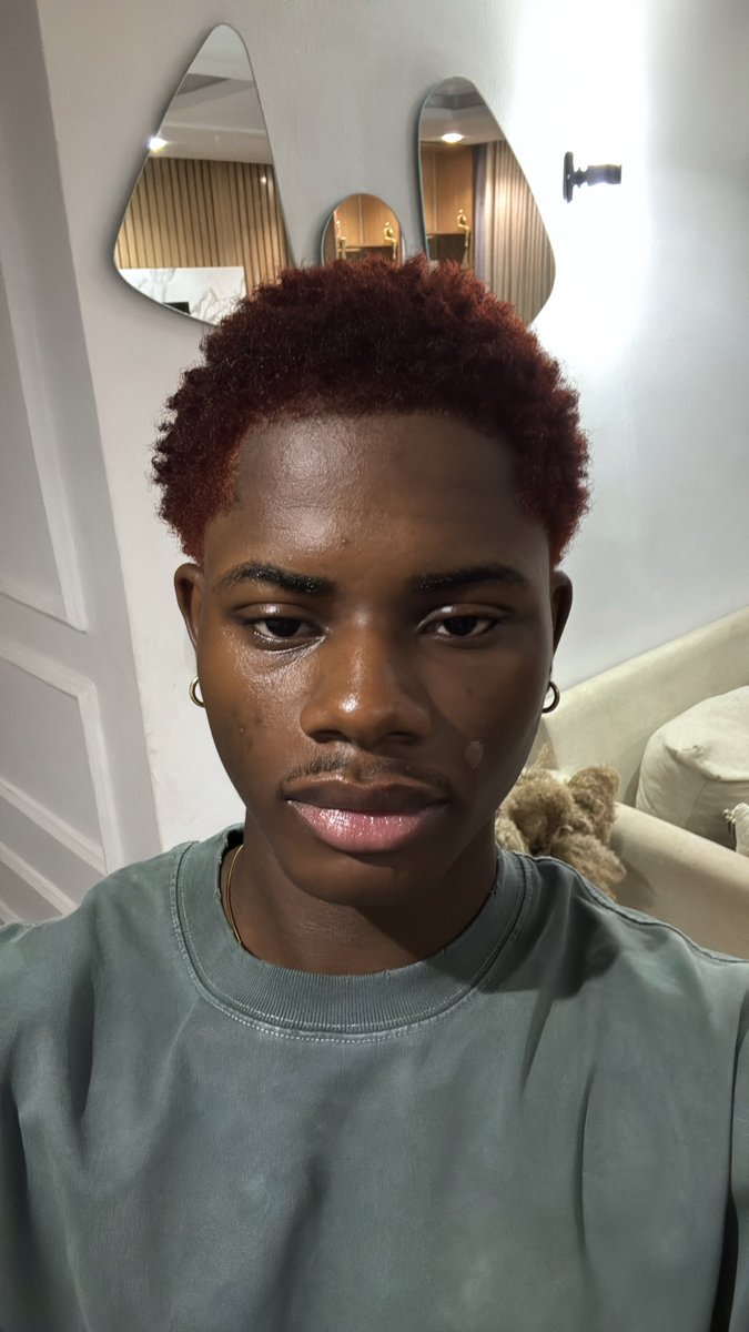 deleunusuall's tweet image. 🌚